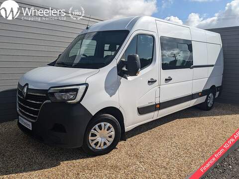 2.3 dCi 35 Business+ Crew Van Double Cab 5dr Diesel Manual FWD LWB Medium Roof Euro 6 (135 ps)