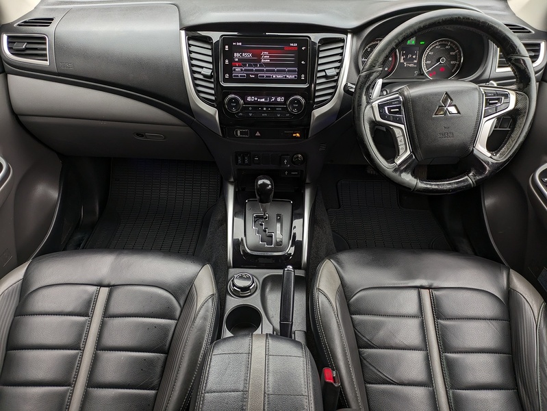 Mitsubishi L200 DI-D DC Barbarian - U14309