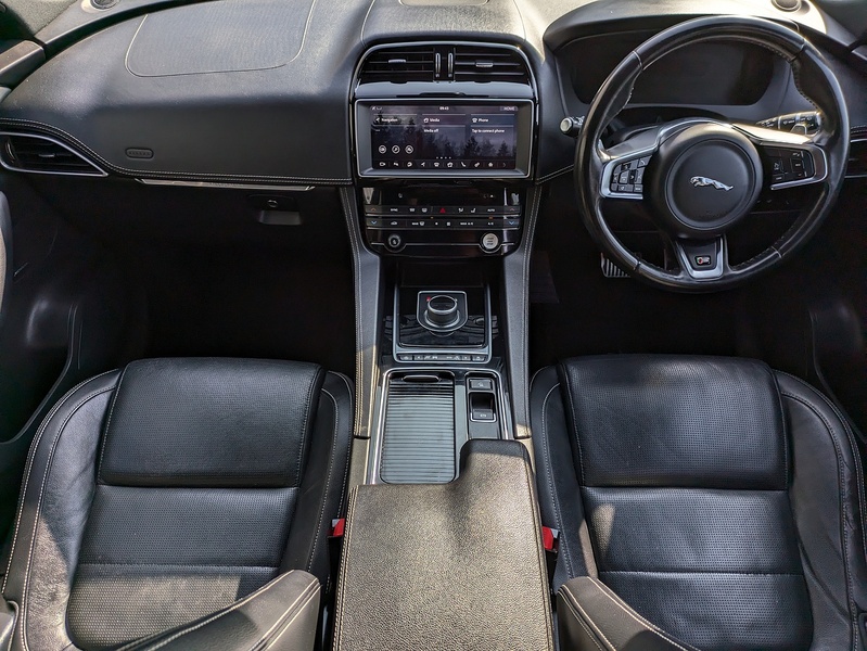 Jaguar F-PACE D300 V6 S - U14335