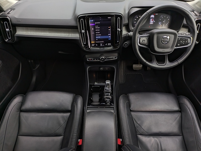 Volvo XC40 B4 MHEV Inscription Pro - U14426