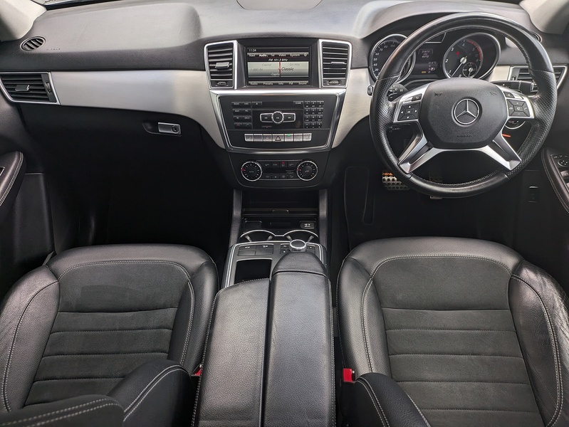 Mercedes-Benz M Class ML350 V6 BlueTEC AMG Line - U14477