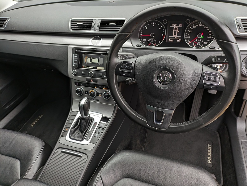 Volkswagen Passat TDI BlueMotion Tech Executive Style - U14494