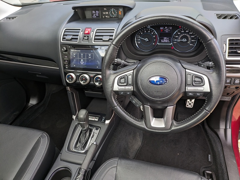 Subaru Forester i XT - U14529