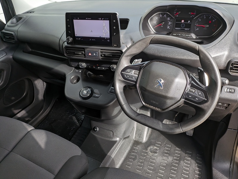 Peugeot Partner BlueHDi 950 Asphalt - U14703