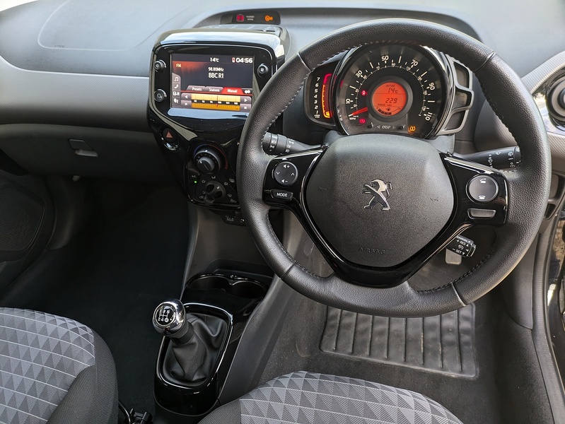 Peugeot 108 Allure - U14709