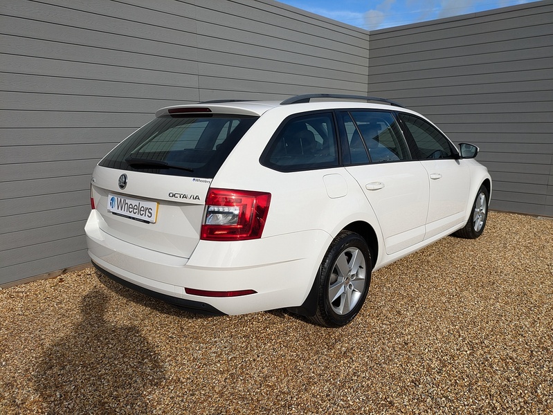 Skoda Octavia TSI SE - U14739