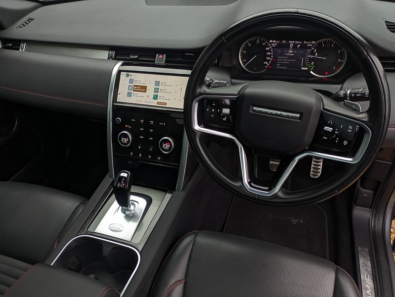 Land Rover Discovery Sport P300e R-Dynamic HSE - U14779