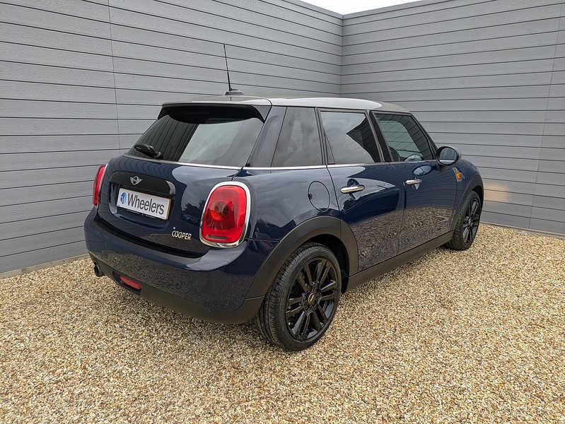 MINI Hatch Cooper Seven - U14780