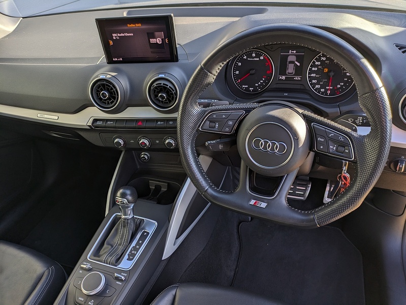 Audi Q2 TFSI CoD S line - U14786