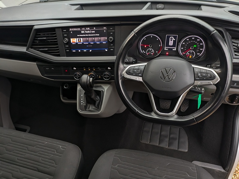 Volkswagen Transporter Shuttle TDI SE - U14791