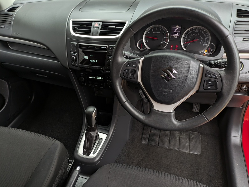 Suzuki Swift SZ4 - U14797