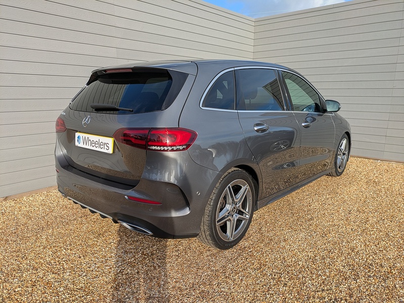 Mercedes-Benz B Class B180 AMG Line - U14808