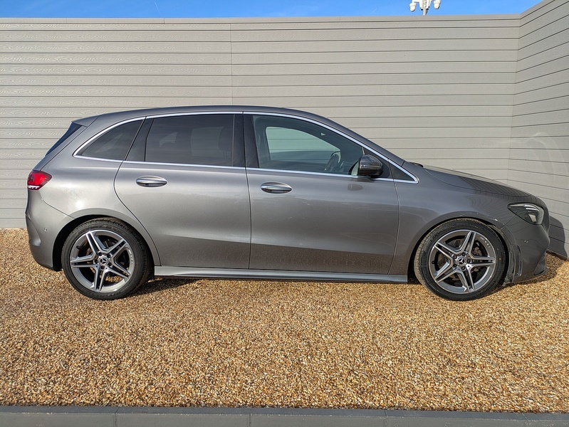 Mercedes-Benz B Class B180 AMG Line - U14808