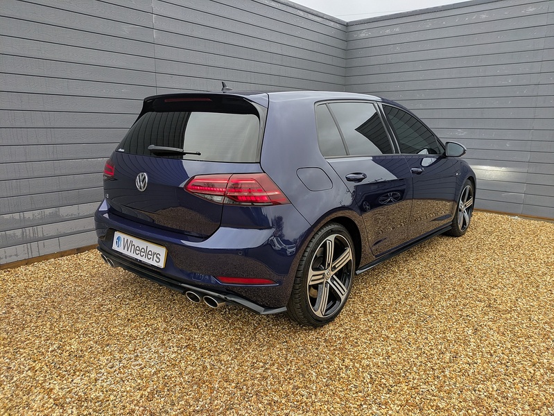 Volkswagen Golf TSI R - U14832