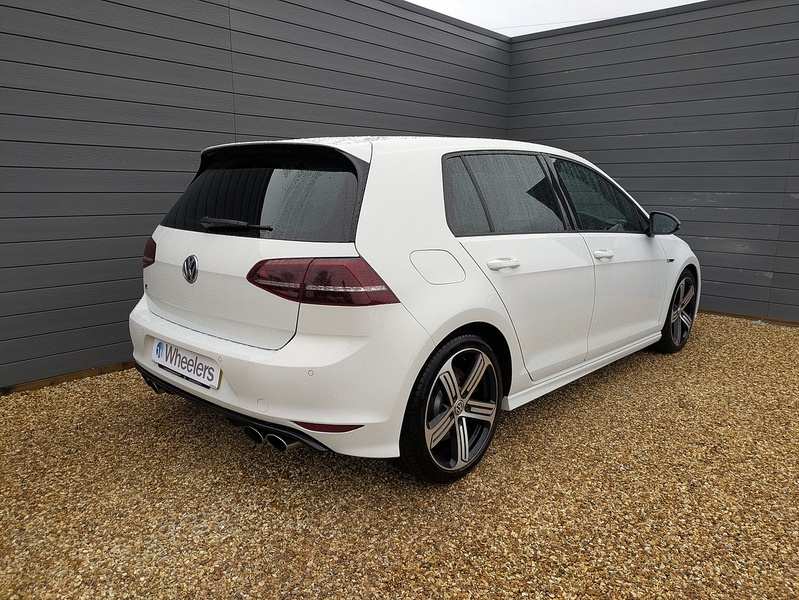 Volkswagen Golf TSI BlueMotion Tech R - U14842
