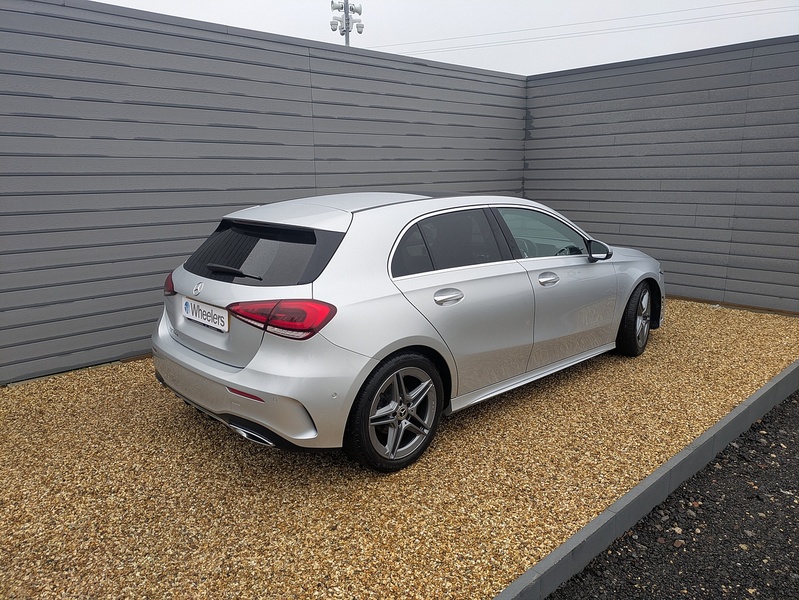 Mercedes-Benz A Class A180d AMG Line - U14858