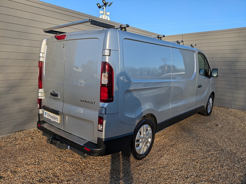 Renault Trafic dCi ENERGY 29 Sport Nav - U14898