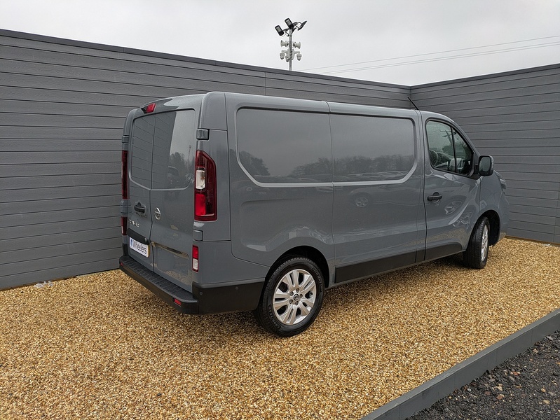 Nissan Primastar dCi 28 Tekna - U14910