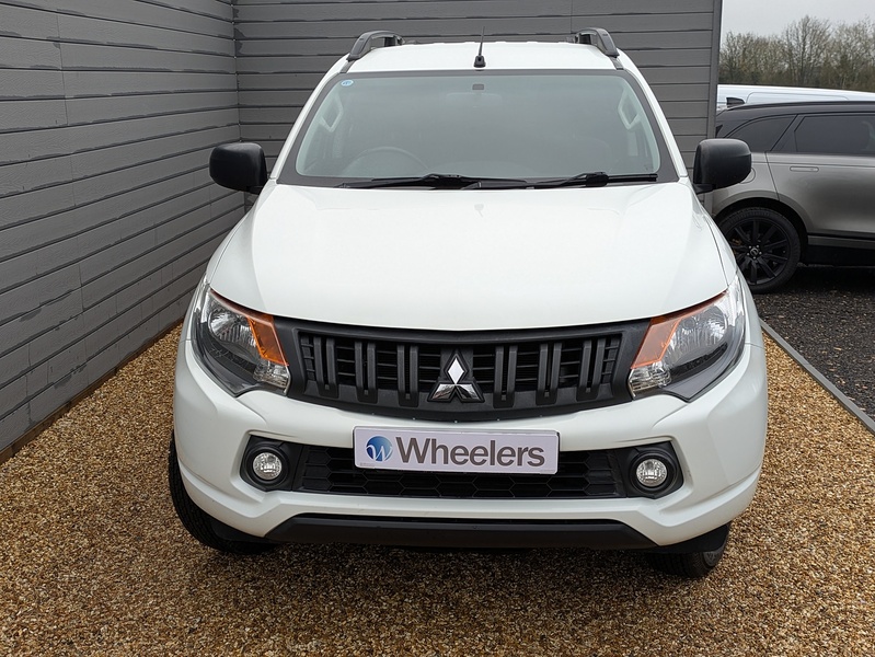 Mitsubishi L200 DI-D DC 4Life - U14911