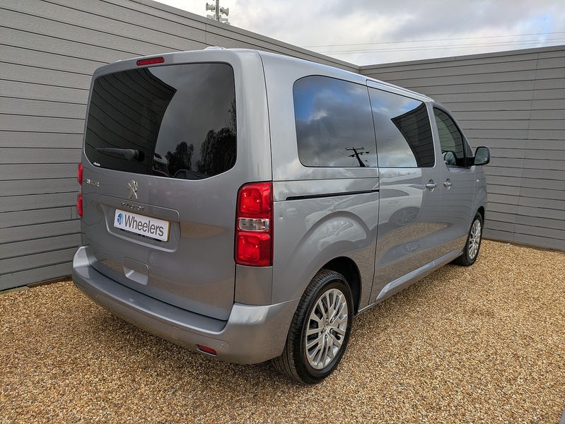 Peugeot Traveller BlueHDi Active - U14912