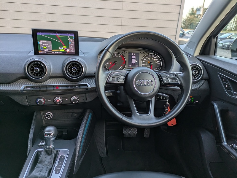 Audi Q2 TFSI CoD Edition 1 - U14947