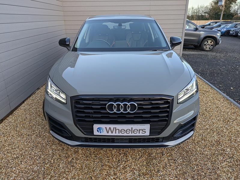 Audi Q2 TFSI CoD Edition 1 - U14947