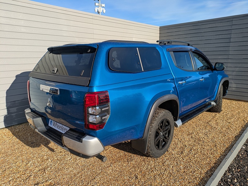 Mitsubishi L200 DI-D DC Barbarian X - U14951