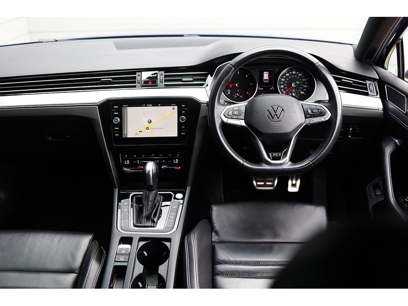 Volkswagen Passat TDI R-Line - U14981