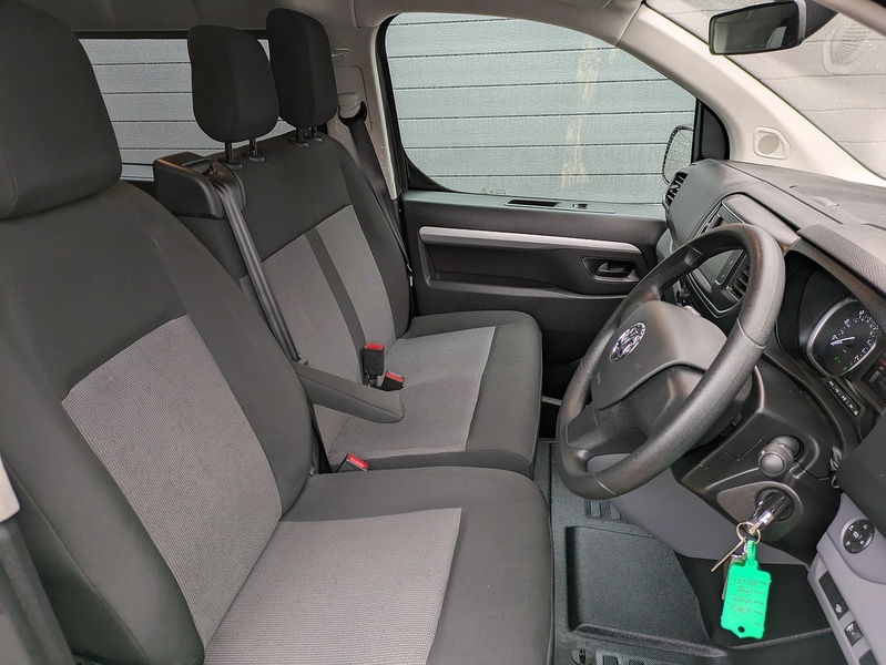 Vauxhall Vivaro Turbo D 3100 Elite - U14982