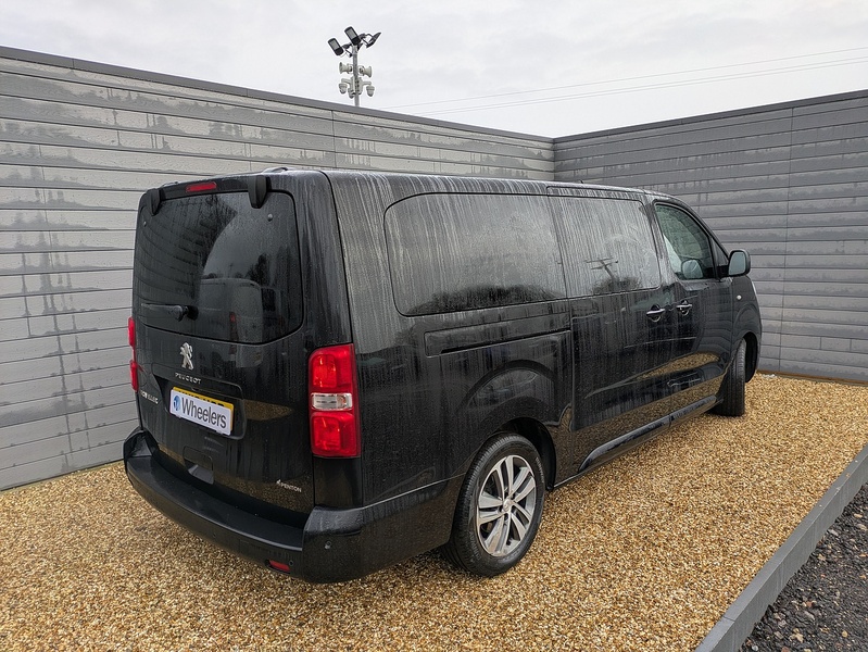 Peugeot Traveller BlueHDi Allure - U15012