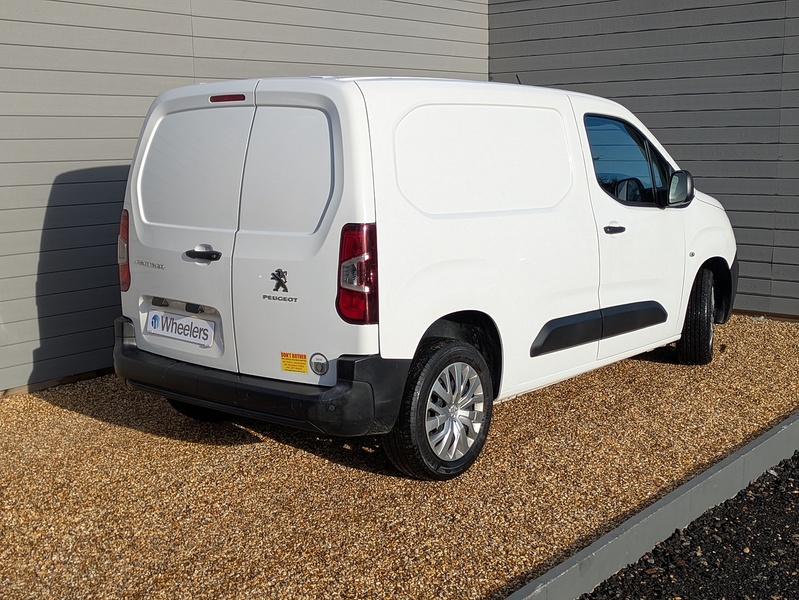 Peugeot Partner BlueHDi 1000 Professional - U15025