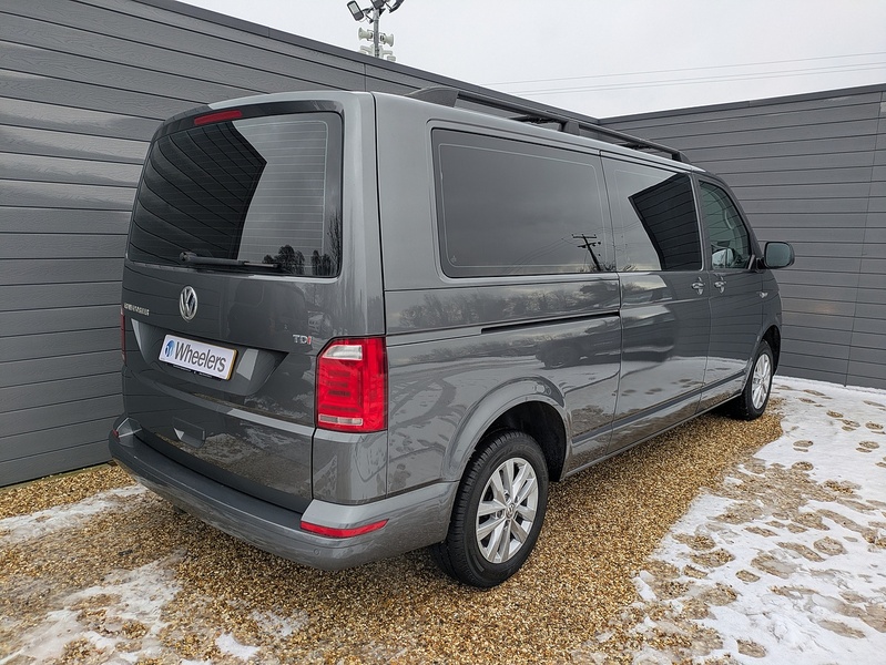 Volkswagen Transporter Shuttle TDI BlueMotion Tech SE - U15038