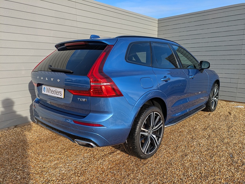 Volvo XC60 h T8 Twin Engine R-Design Pro - U15045