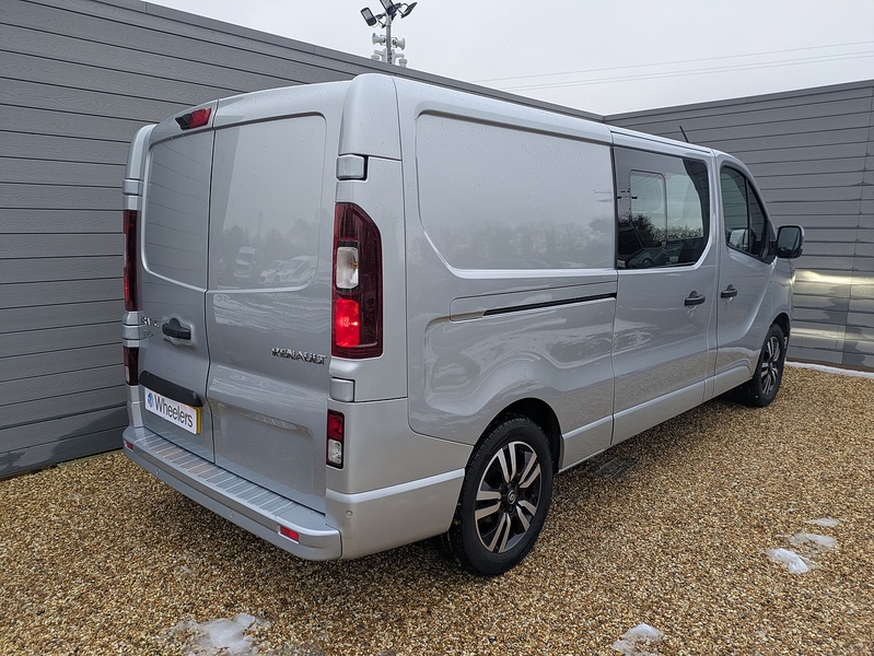 Renault Trafic dCi Blue LL30 Sport+ - U15058