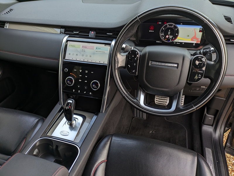 Land Rover Discovery Sport P250 MHEV R-Dynamic SE - U15100