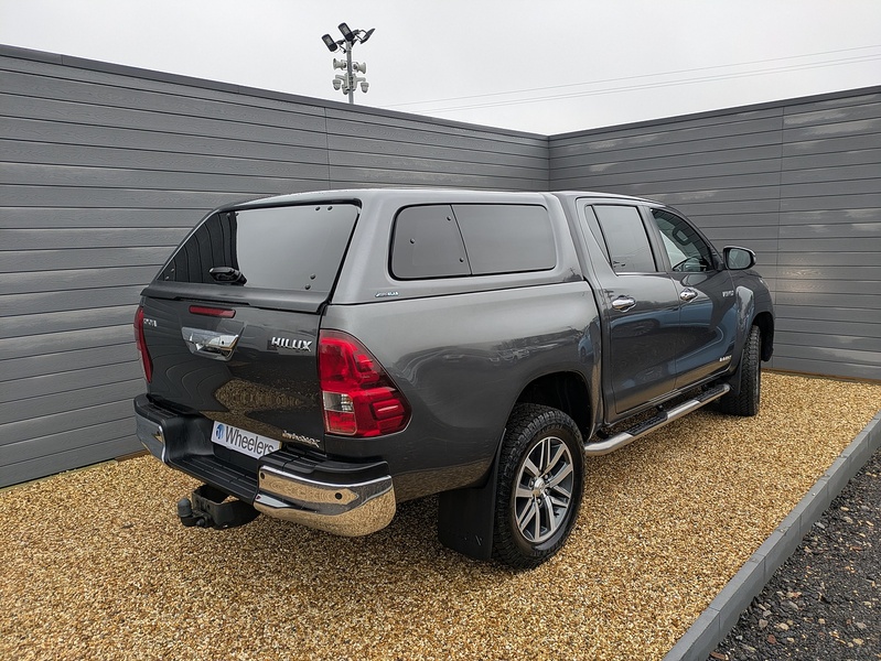 Toyota Hilux D-4D Invincible X - U15129