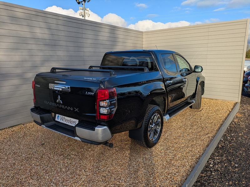 Mitsubishi L200 DI-D DC Barbarian X - U15171