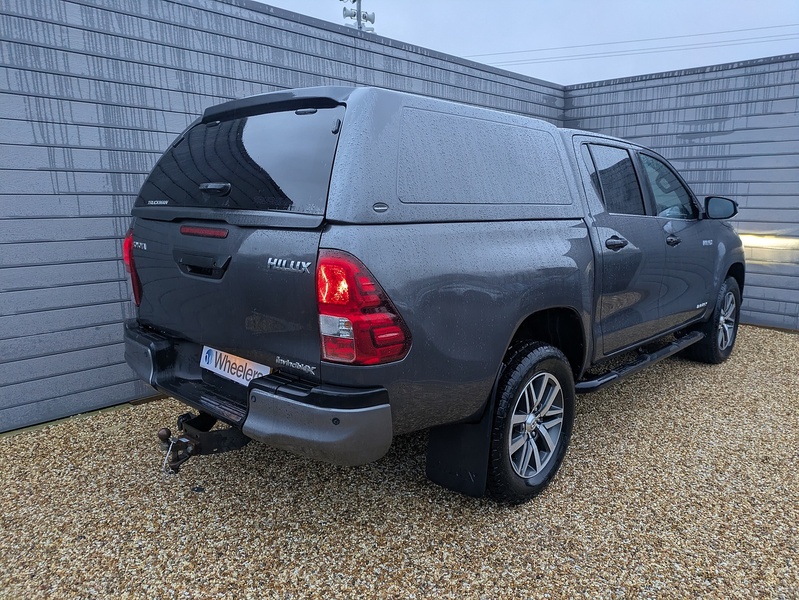 Toyota Hilux D-4D Invincible X - U15226