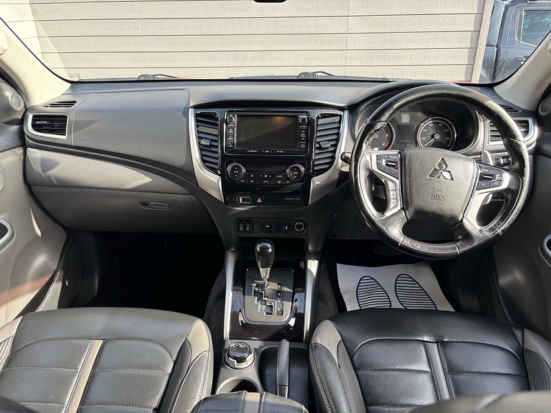 Mitsubishi L200 DI-D DC Barbarian - U15261