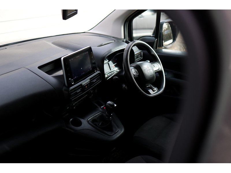 Citroen Berlingo BlueHDi 950 Driver XL Pro - U15282