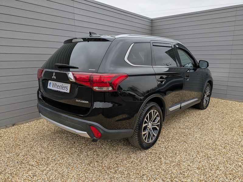 Mitsubishi Outlander DI-D Juro - U15290