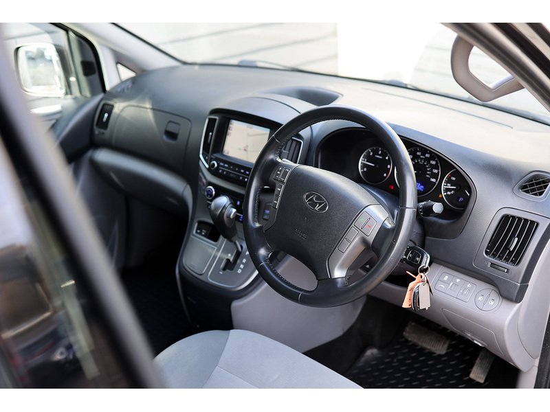 Hyundai i800 CRDi SE Nav - U15344