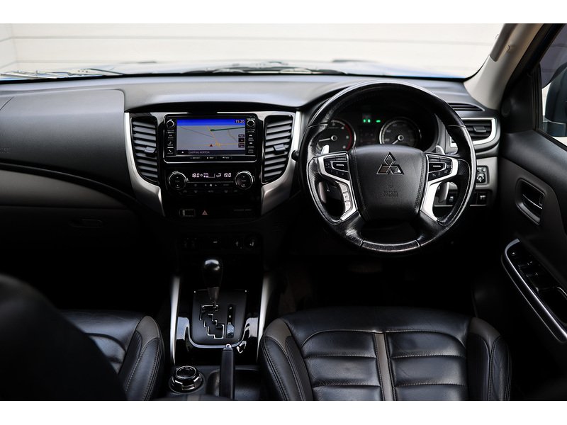 Mitsubishi L200 DI-D DC Barbarian - U15346