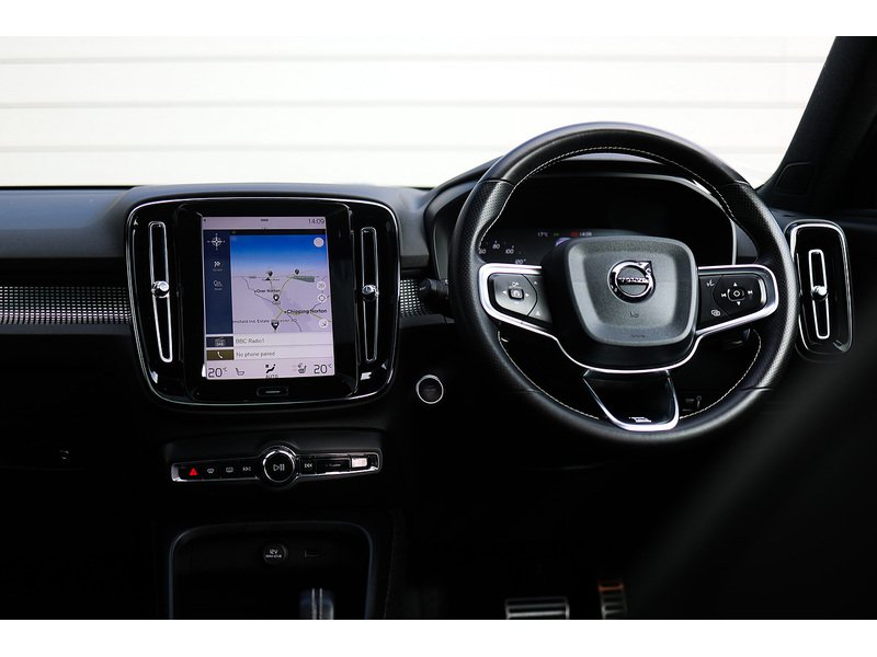 Volvo XC40 T3 R-Design Pro - U15410
