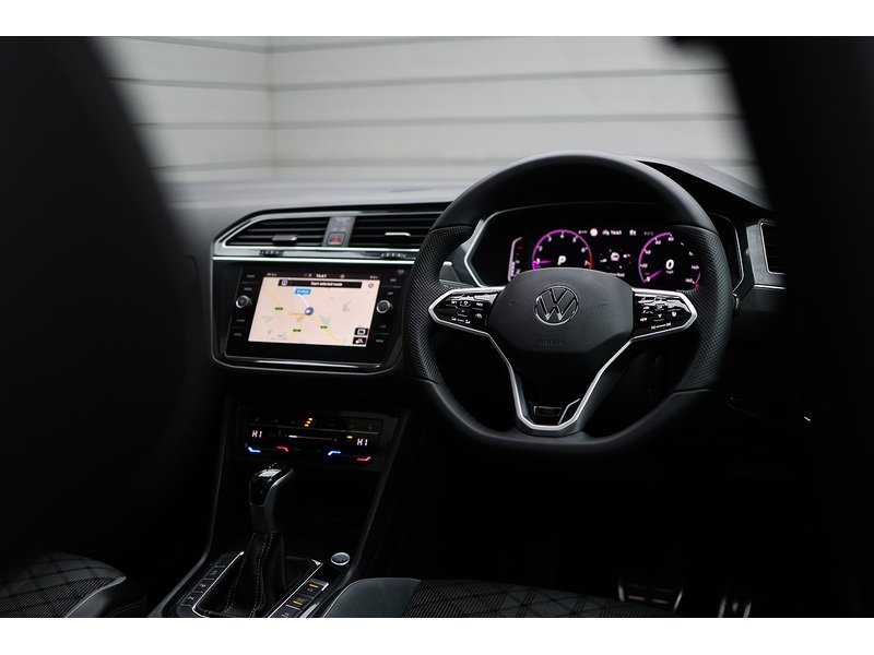 Volkswagen Tiguan TSI R-Line - U15413
