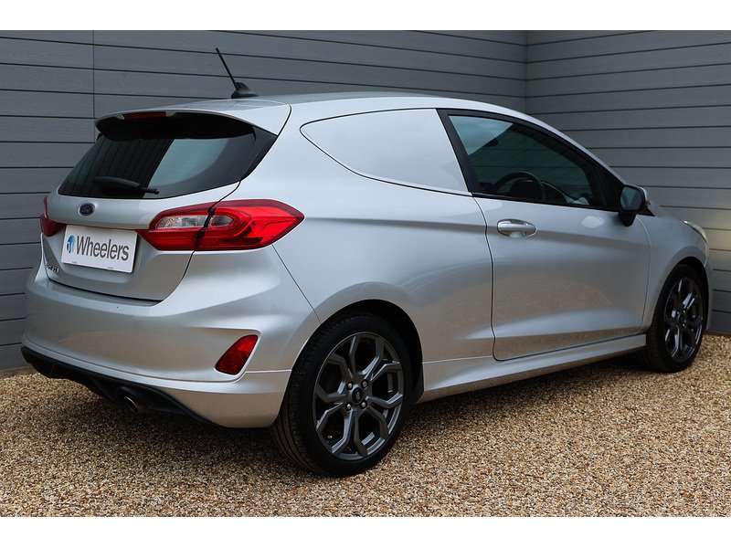 Ford Fiesta Van TDCi Sport - U15418