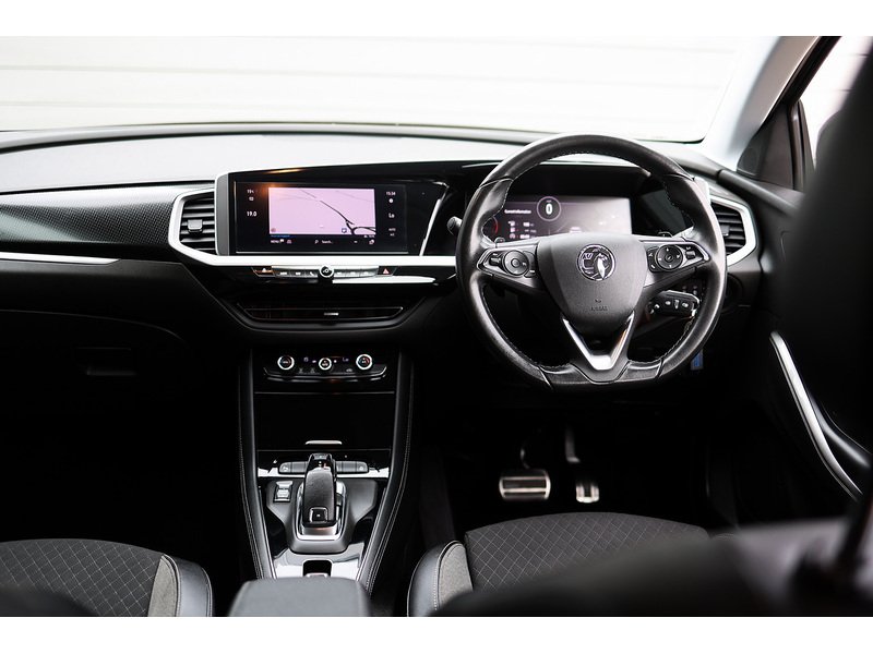 Vauxhall Grandland Turbo D SRi - U15426