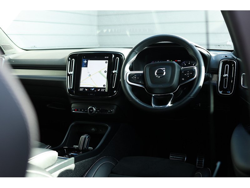 Volvo XC40 T3 R-Design - U15439