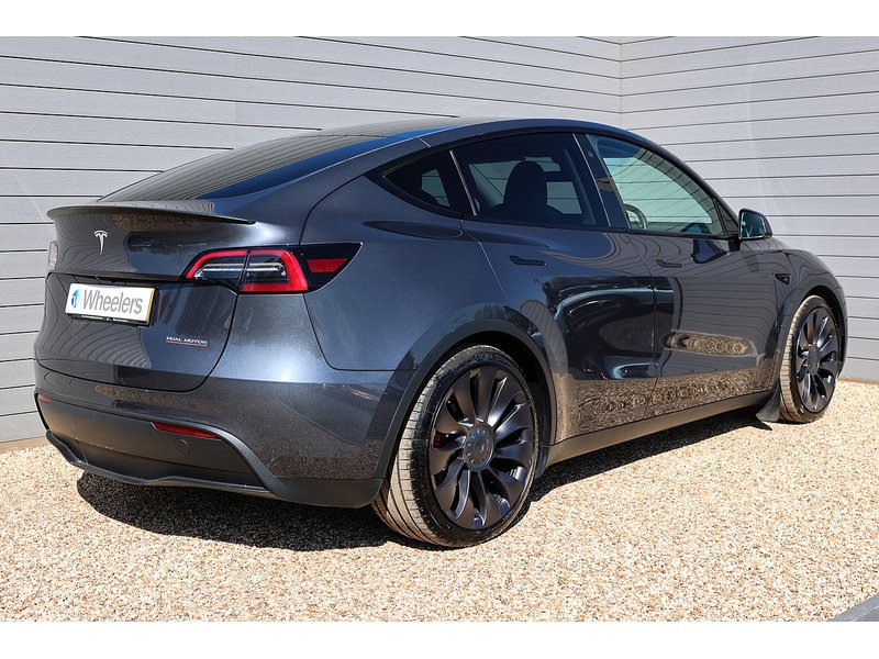 Tesla Model Y (Dual Motor) Performance SUV 5dr Electric Auto 4WD - U15449