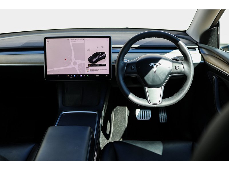 Tesla Model Y (Dual Motor) Performance SUV 5dr Electric Auto 4WD - U15449